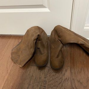 Women’s riding boots size 9